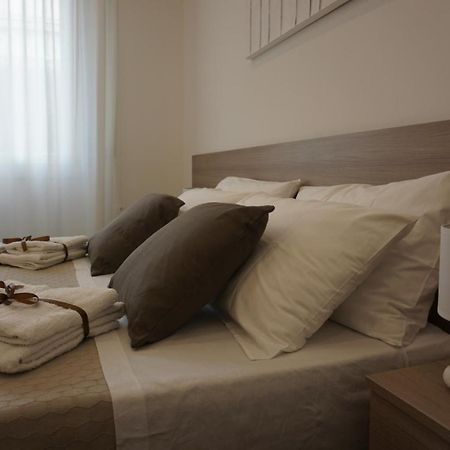 Azzisa Holidays Suite Palermo Bagian luar foto