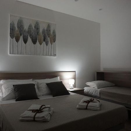 Azzisa Holidays Suite Palermo Bagian luar foto