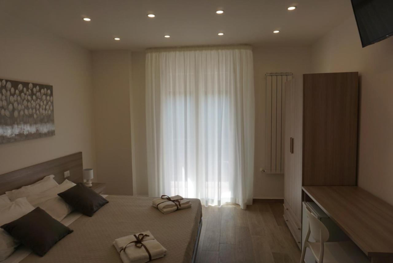 Azzisa Holidays Suite Palermo Bagian luar foto
