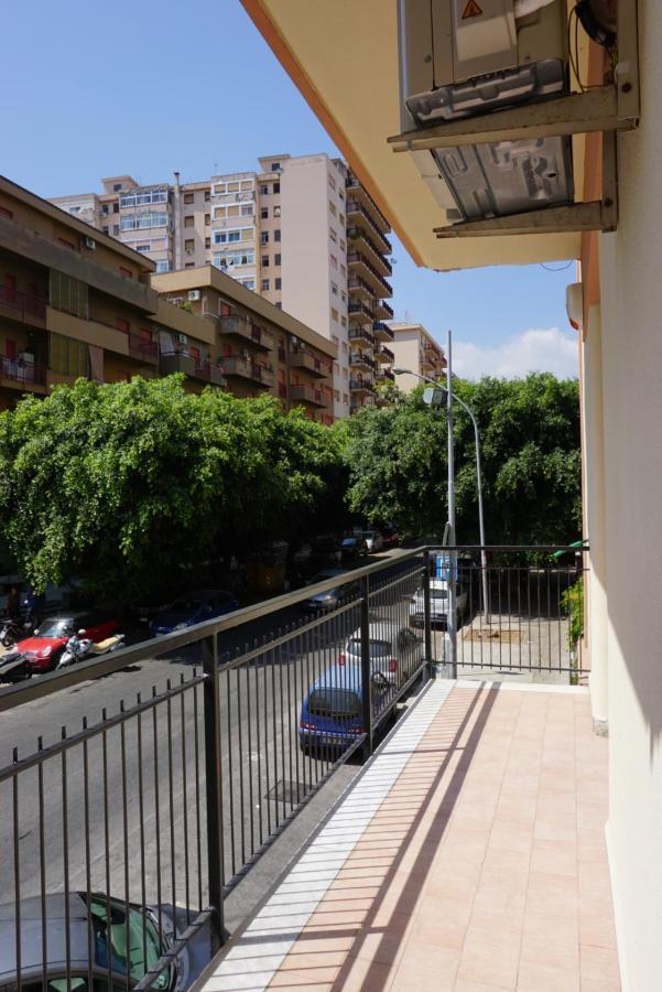 Azzisa Holidays Suite Palermo Bagian luar foto